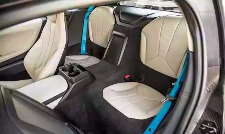 BMW I8  For Hire In UAE 