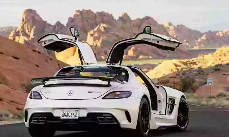 How To Ride A Mercedes Amg Gts In Dubai