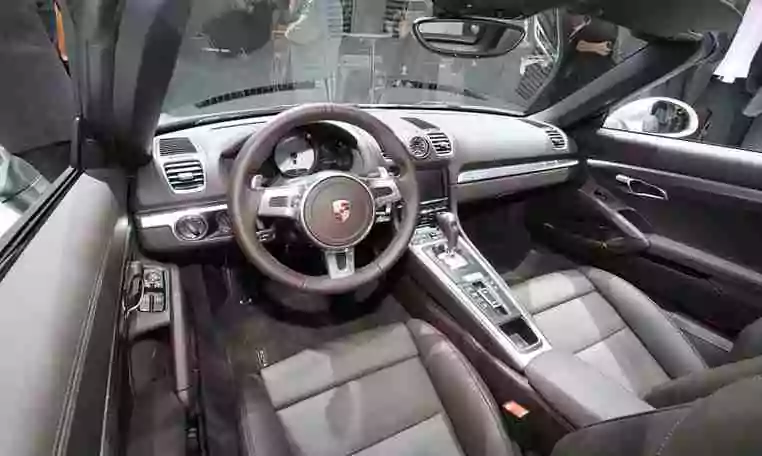 Ride A Porsche Boxster In Dubai