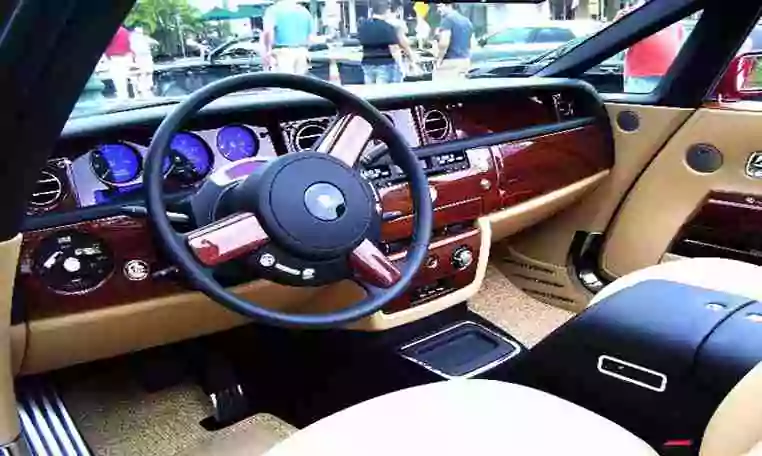 Rolls Royce Drophead On Ride Dubai