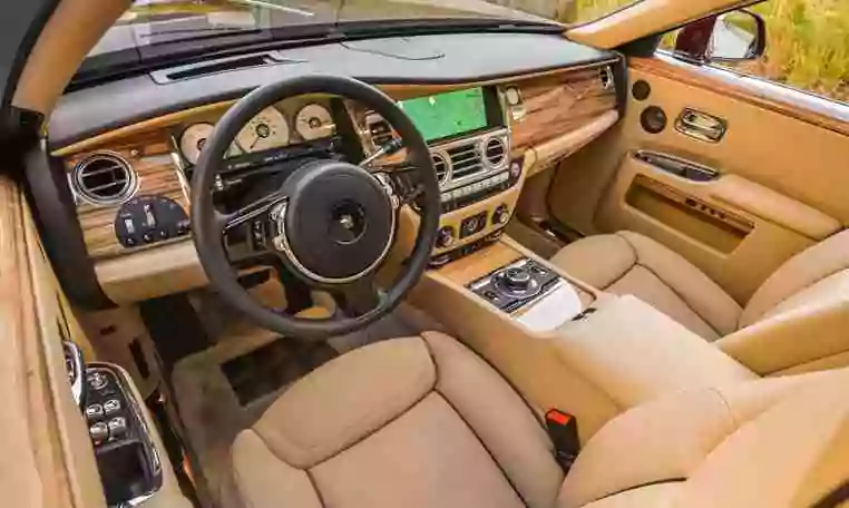 How To Hire A Rolls Royce Phantom In Dubai